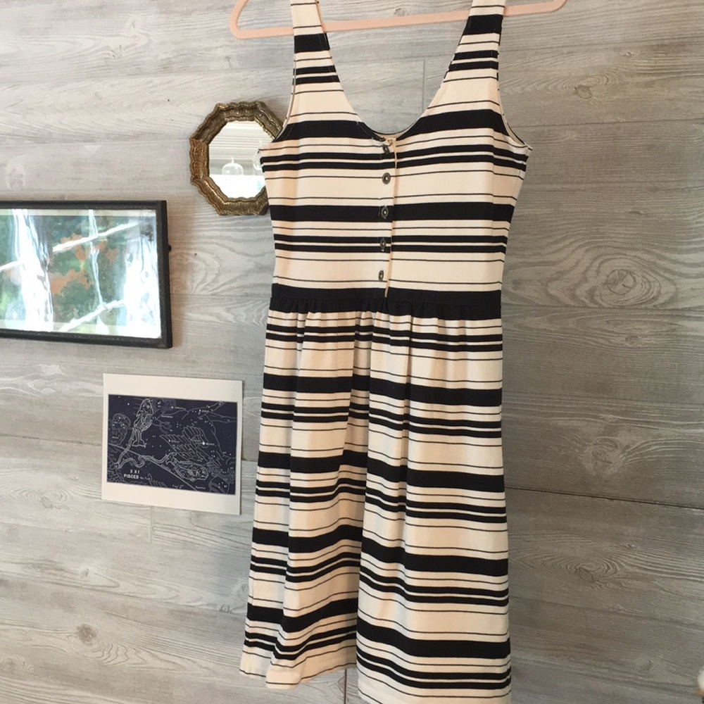 ‼️SOLD‼️Parisian chic J Crew button up dress